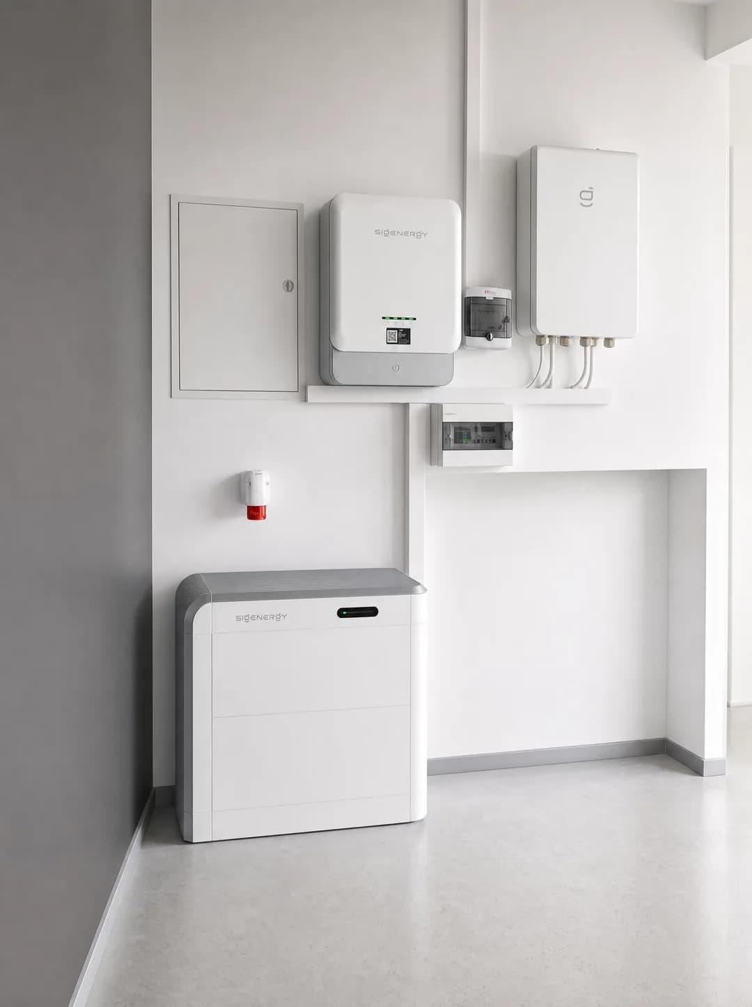 Magazyn SigenStor 15 kWh z falownikiem Sigen Hybrid TP2 8 kW i bramą Sigen Gateway - zestaw Optymalny