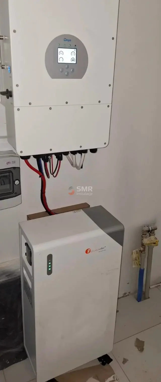 Falownik hybrydowy z magazynem energii 16 kWh + backup - Legionowo