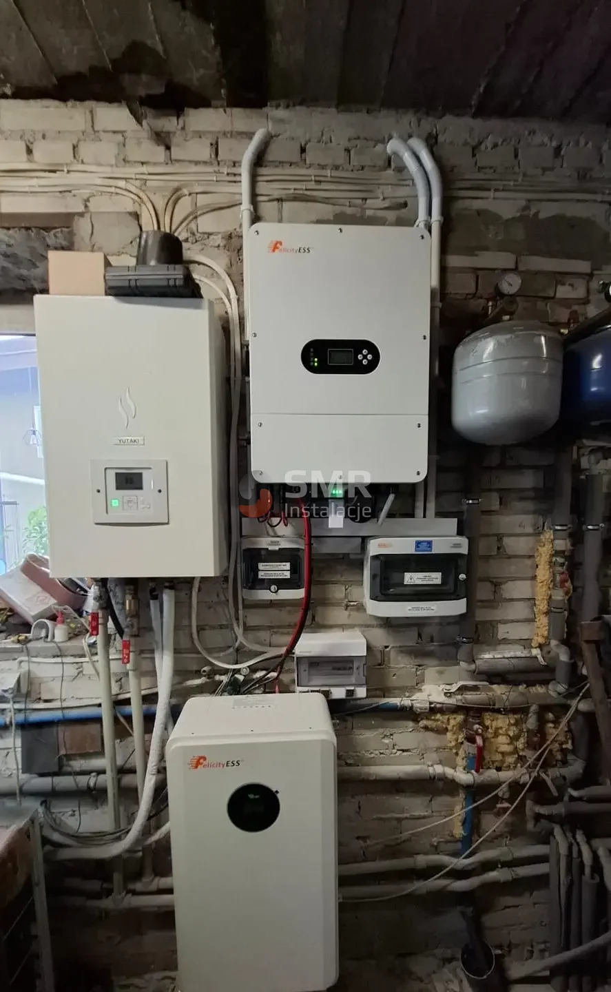 Falownik hybrydowy z magazynem energii 10 kWh - Warszawa